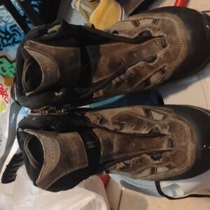 Men's hiking boots AKU size 10